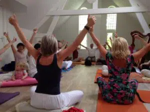 Yoga voor bedrijven Yogahart Nijmegen